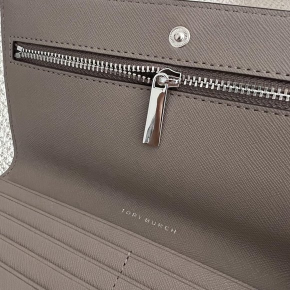 Tory Burch 78609 Emerson Slim Wristlet Envelope Wallet gray - Picture 4 of 6